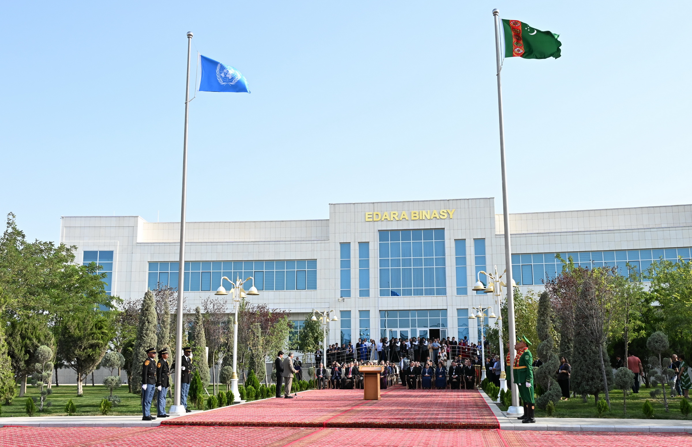 Hazaryň türkmen kenary — giň möçberli halkara forumyň geçirilýän merkezi