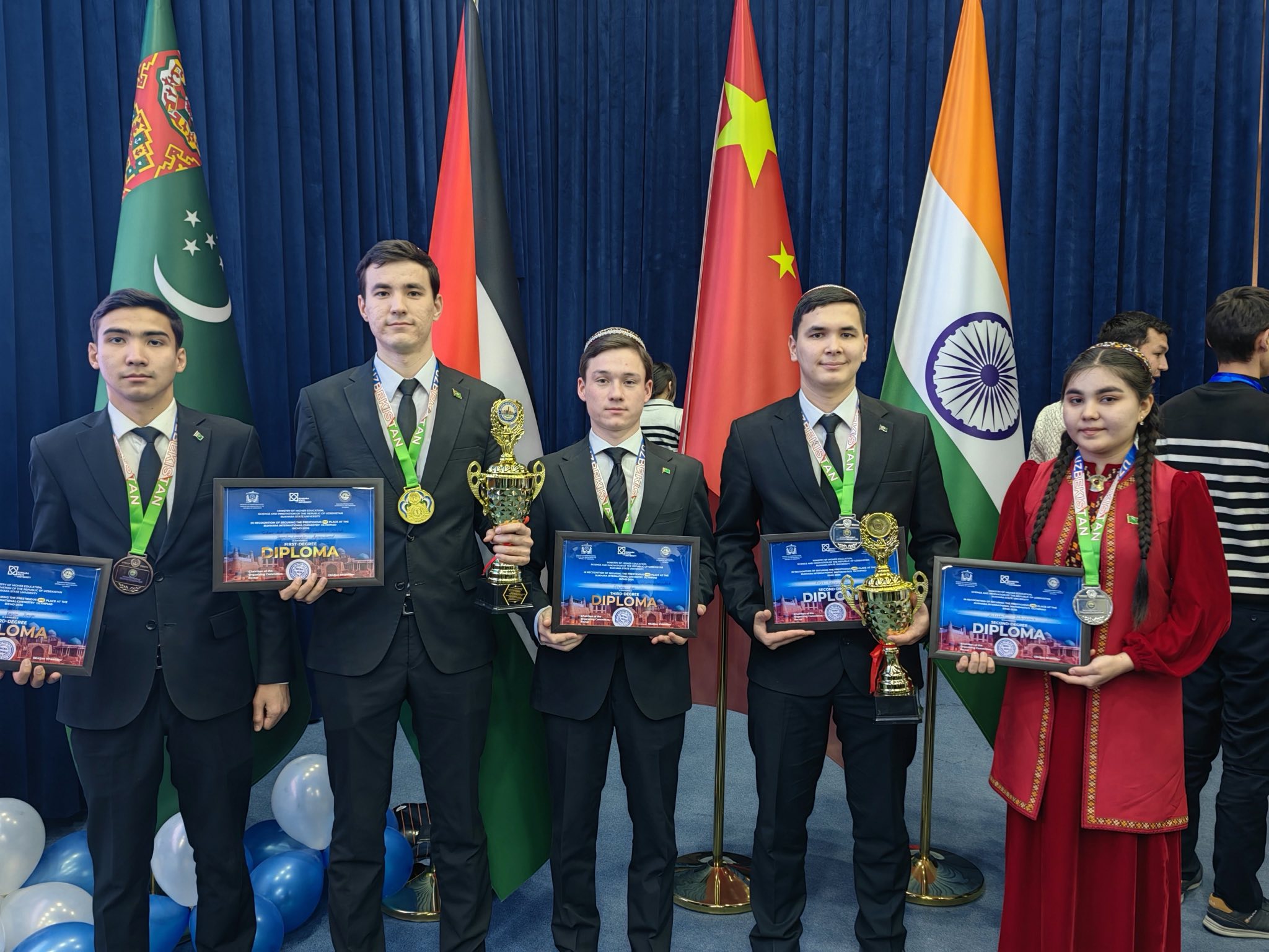 TALYP ÝAŞLARYŇ HALKARA ÜSTÜNLİGİ