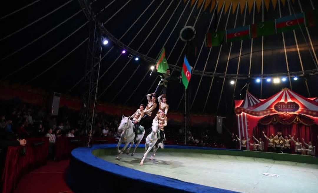 Bedew ösüşleriň we rowaçlygyň nyşany